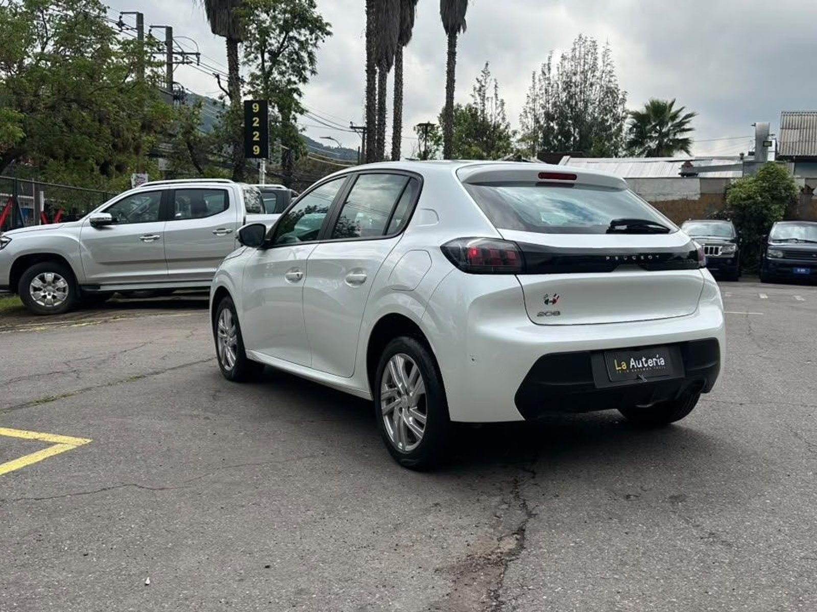 Peugeot 208 2023 - Foto 4 de 20