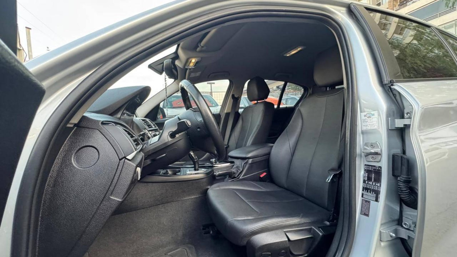BMW 120i 2017 - Imagen 6 de 20