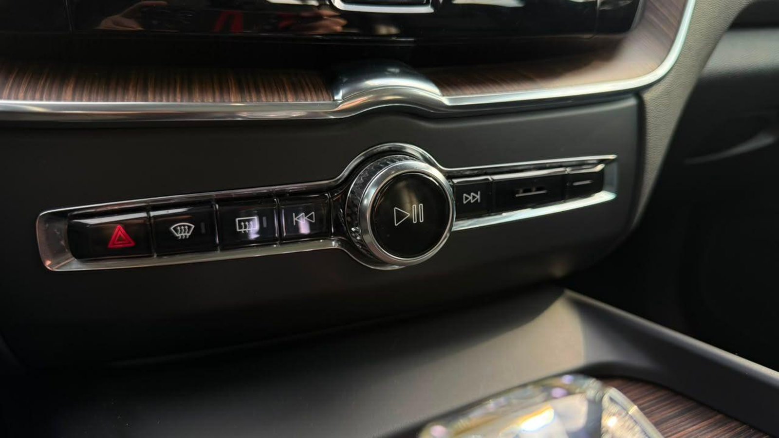 VOLVO XC60 2023 - Imagen 16 de 20