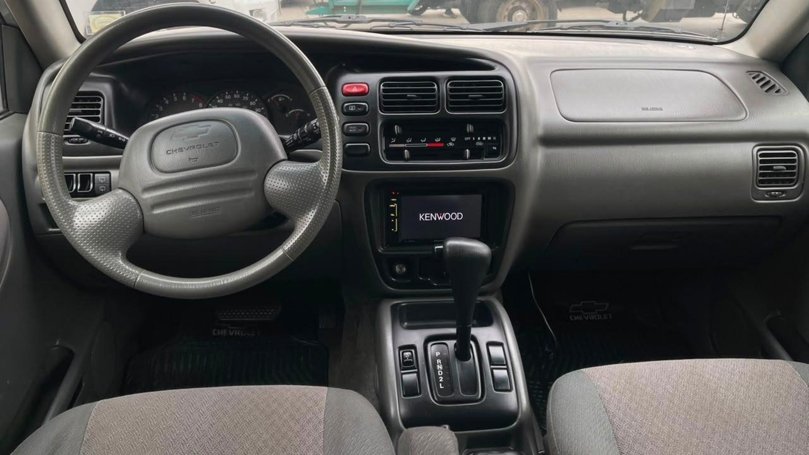 Chevrolet TRACKER 2003 - Imagen 12 de 15