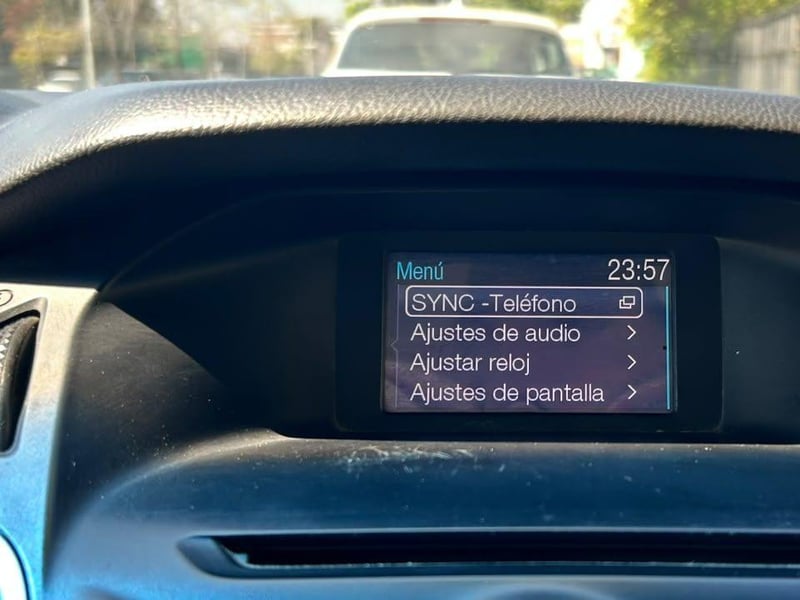 Ford NEW FOCUS 2013 - Imagen 11 de 20