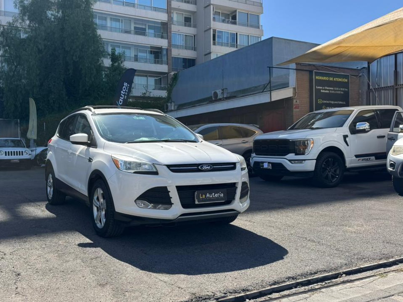 Ford Escape 2014 - Foto 2 de 18