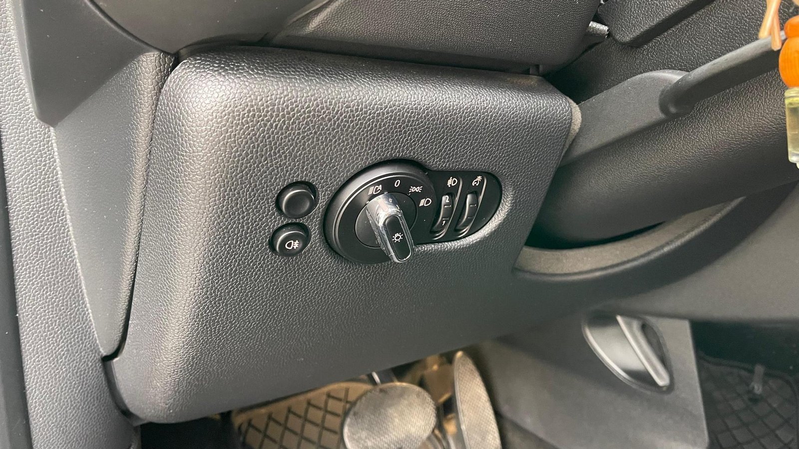 MINI Cooper 2022 - Imagen 9 de 20