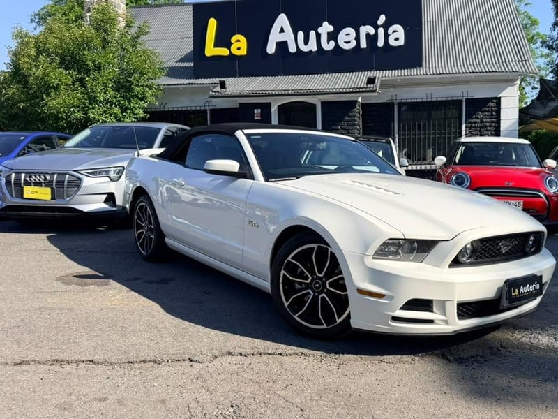 Ford MUSTANG 5.0 AUT 2013 - Imagen 4 de 20