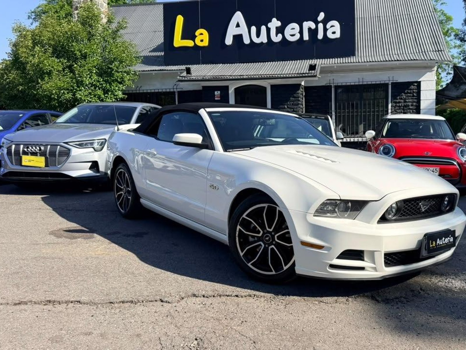 Ford MUSTANG 5.0 AUT 2013 - Foto 4 de 20