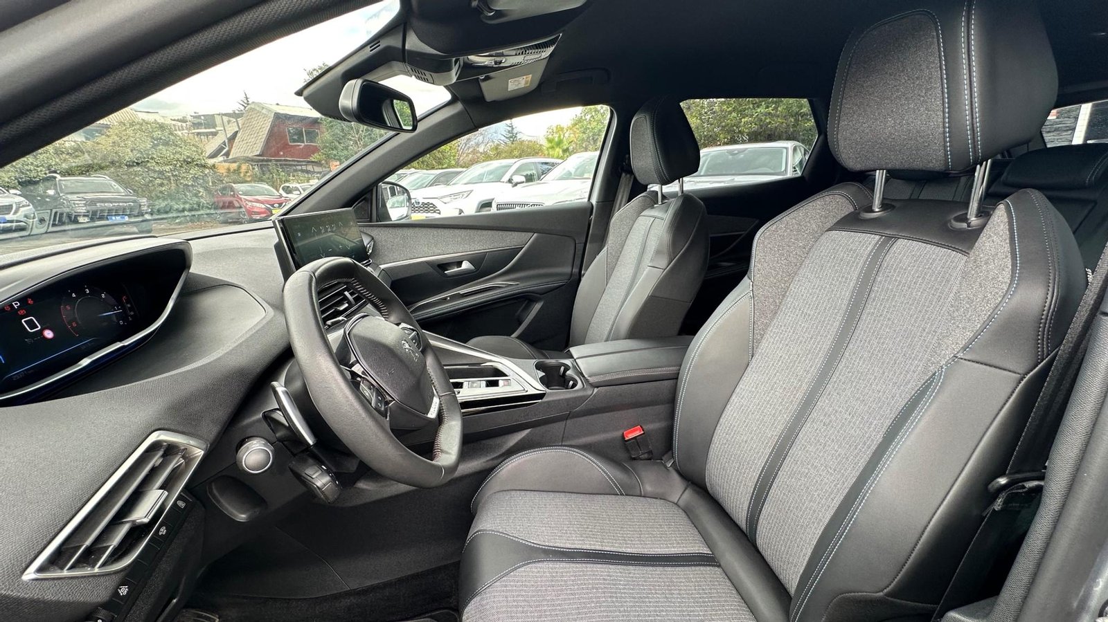 Peugeot 3008 1.5 2025 - Imagen 17 de 20