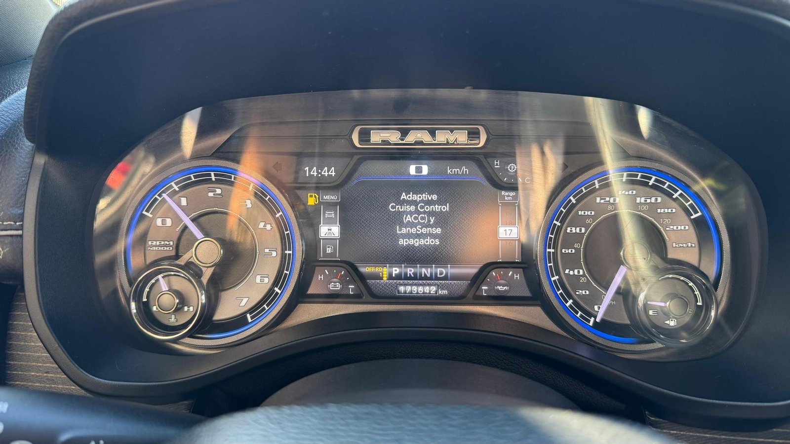 Ram NEW 1500 LTD 2019 - Imagen 9 de 18