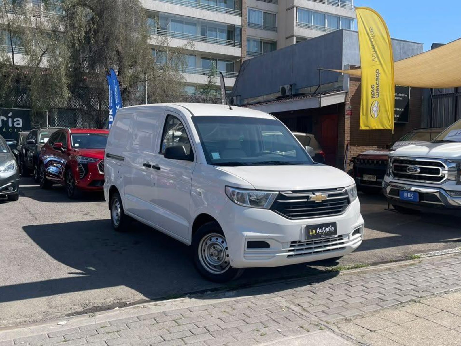 Chevrolet N400 2022 - Foto 2 de 14