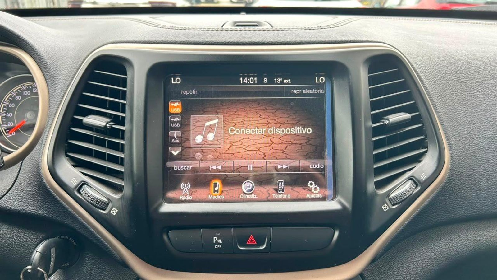 Jeep Cherokee 2016 - Imagen 14 de 20