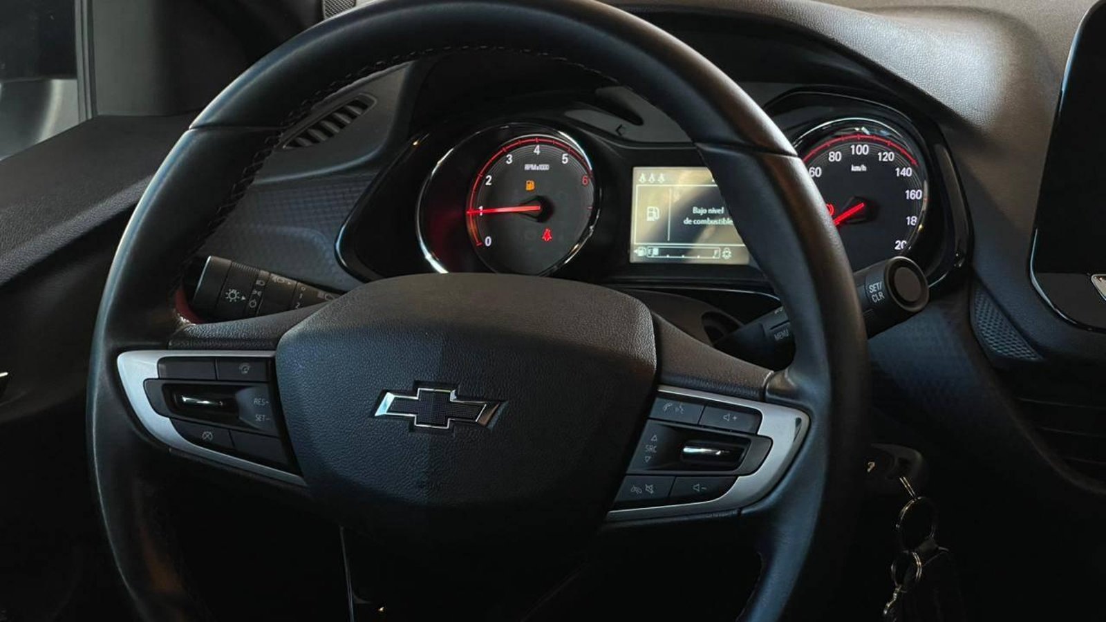Chevrolet Onix Turbo HB 2022 - Imagen 8 de 15