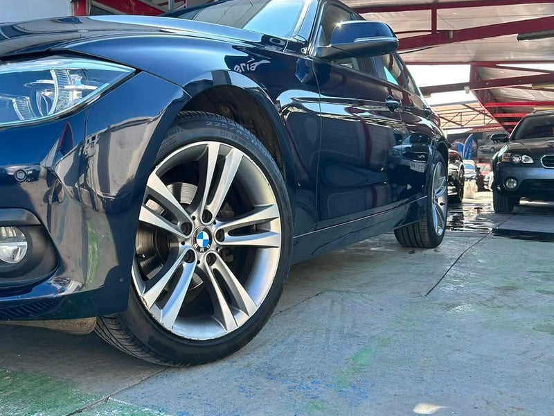 BMW 320I 2016 - Imagen 5 de 20