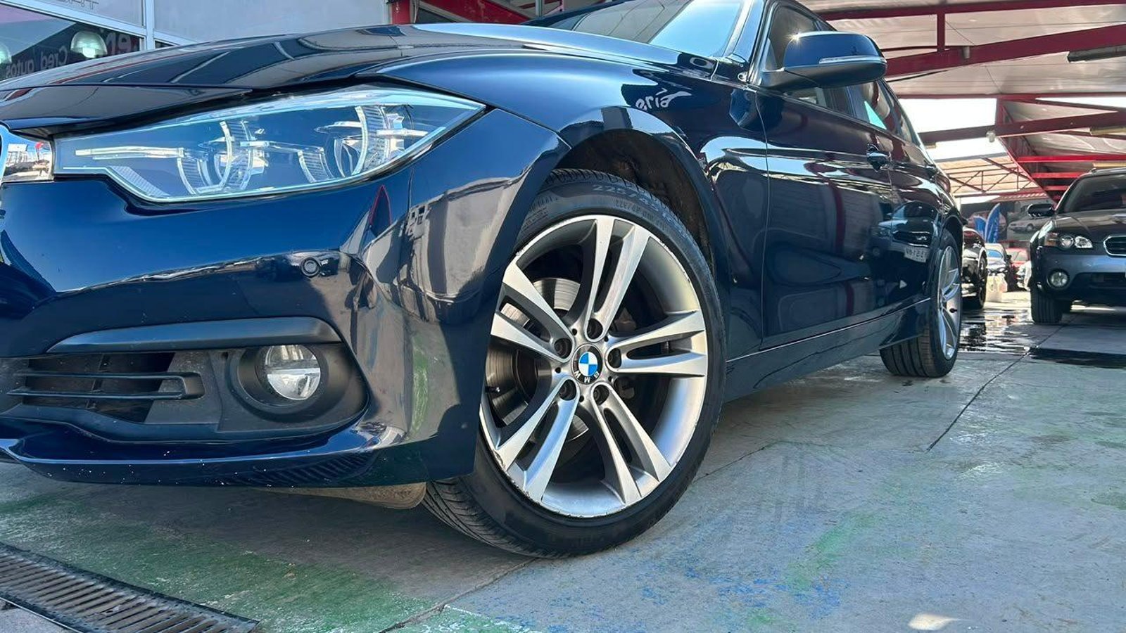 BMW 320I 2016 - Imagen 5 de 20