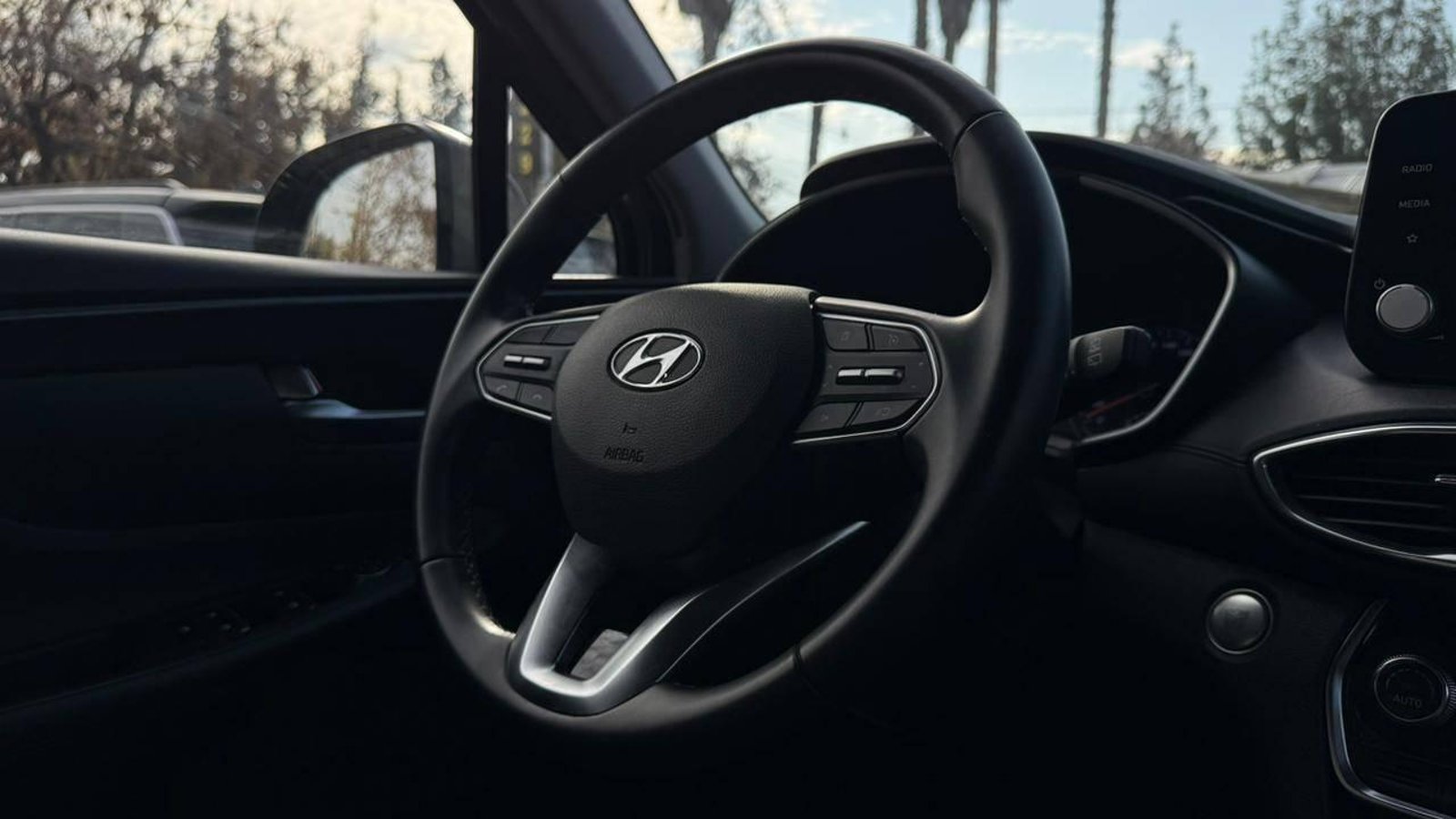 HYUNDAI SANTA FE 2021 - Imagen 11 de 20