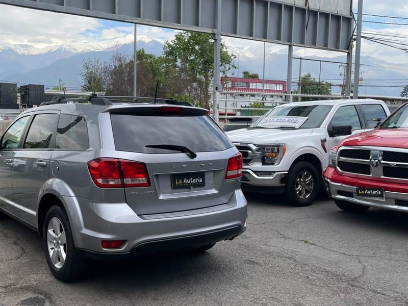 Dodge JOURNEY 2019 - Imagen 3 de 19