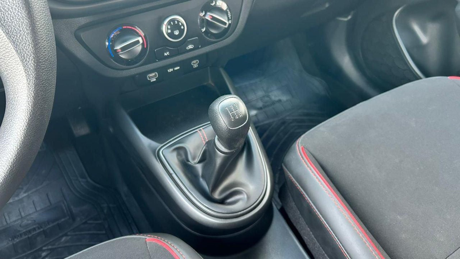 Hyundai GRAND I10 2025 - Imagen 11 de 18