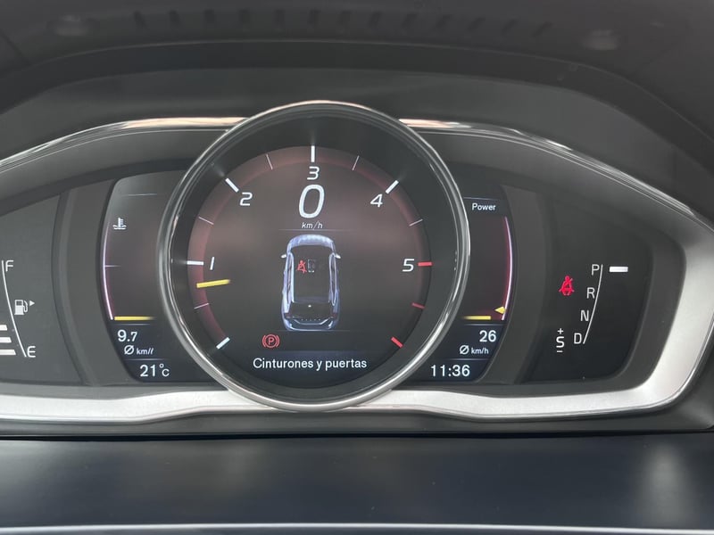 Volvo V60CC D4 LTD AWD 2.4 AUT 2016 - Imagen 10 de 19