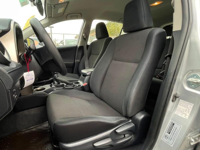 Toyota RAV4 2015 - Imagen 5 de 18