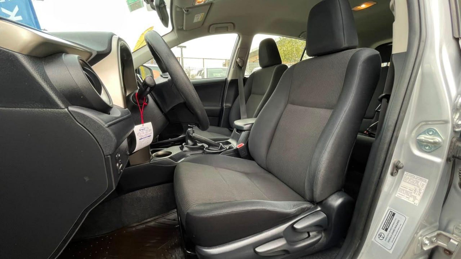 Toyota RAV4 2015 - Foto 5 de 18