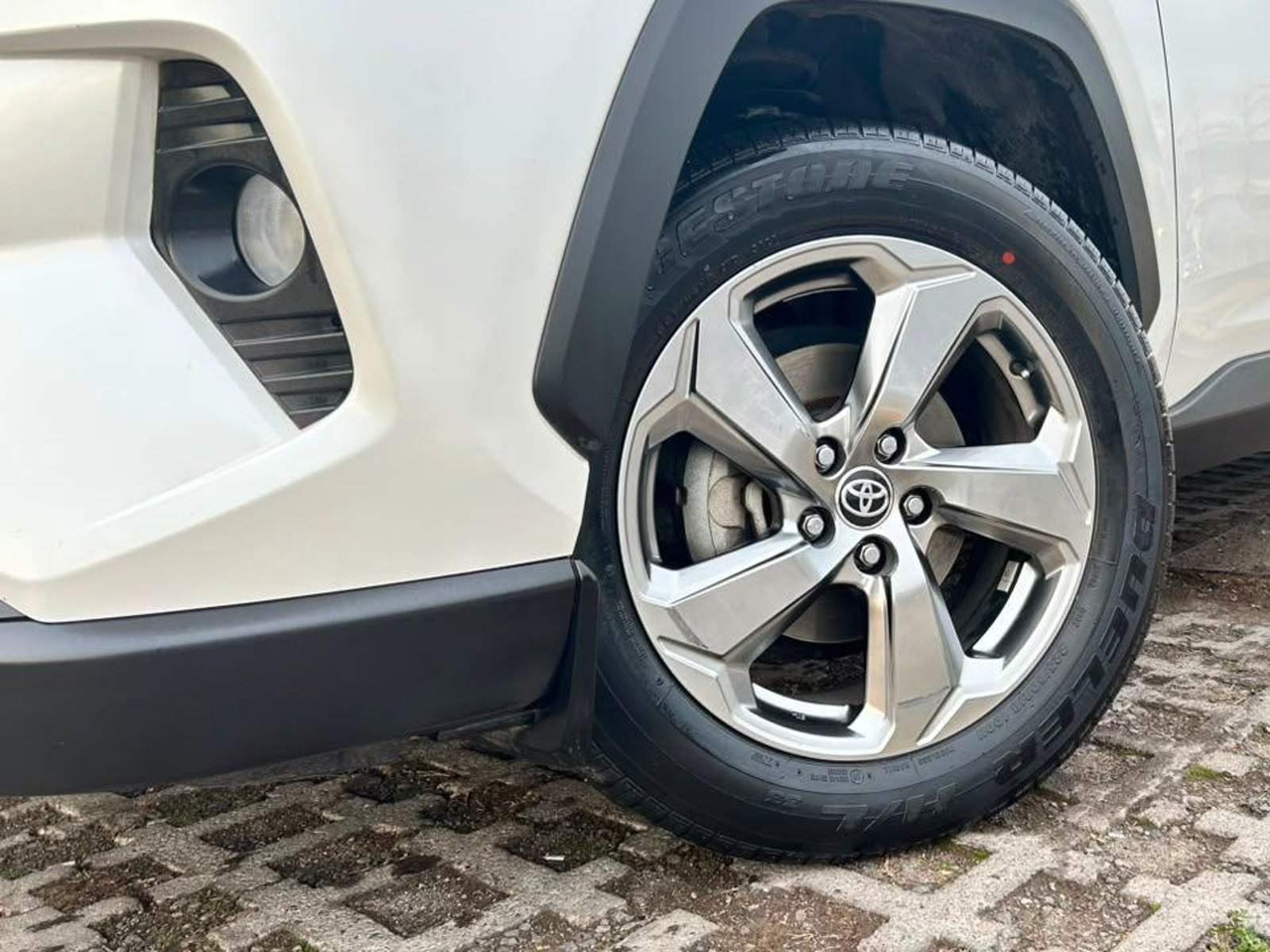 Toyota Rav4 2020 - Foto 5 de 20