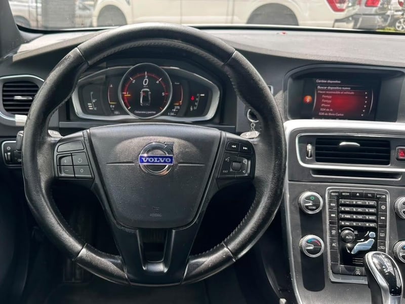 Volvo S60 2019 - Imagen 11 de 20