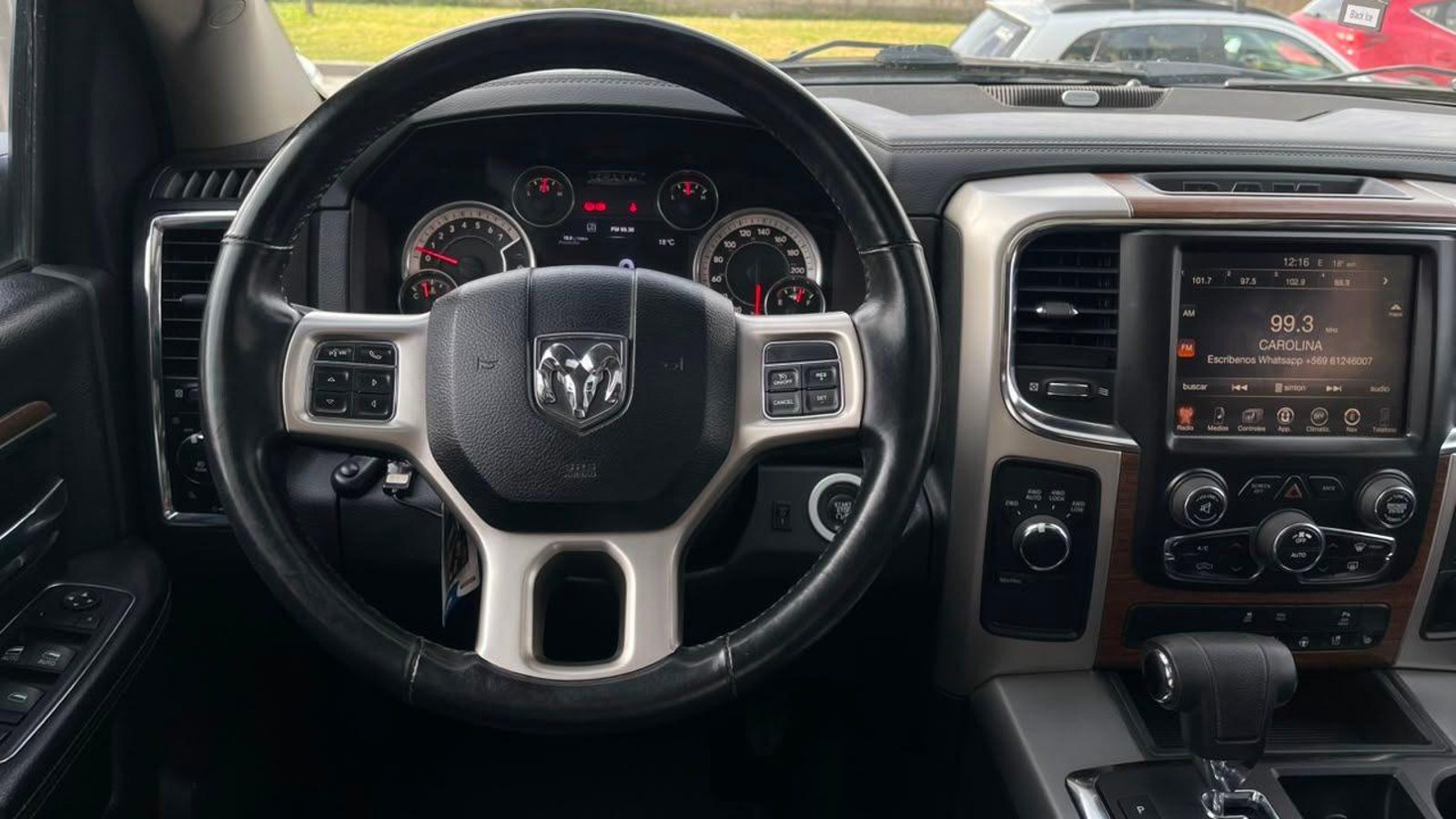 Dodge RAM 1500 LARAMIE 2017 - Imagen 9 de 16