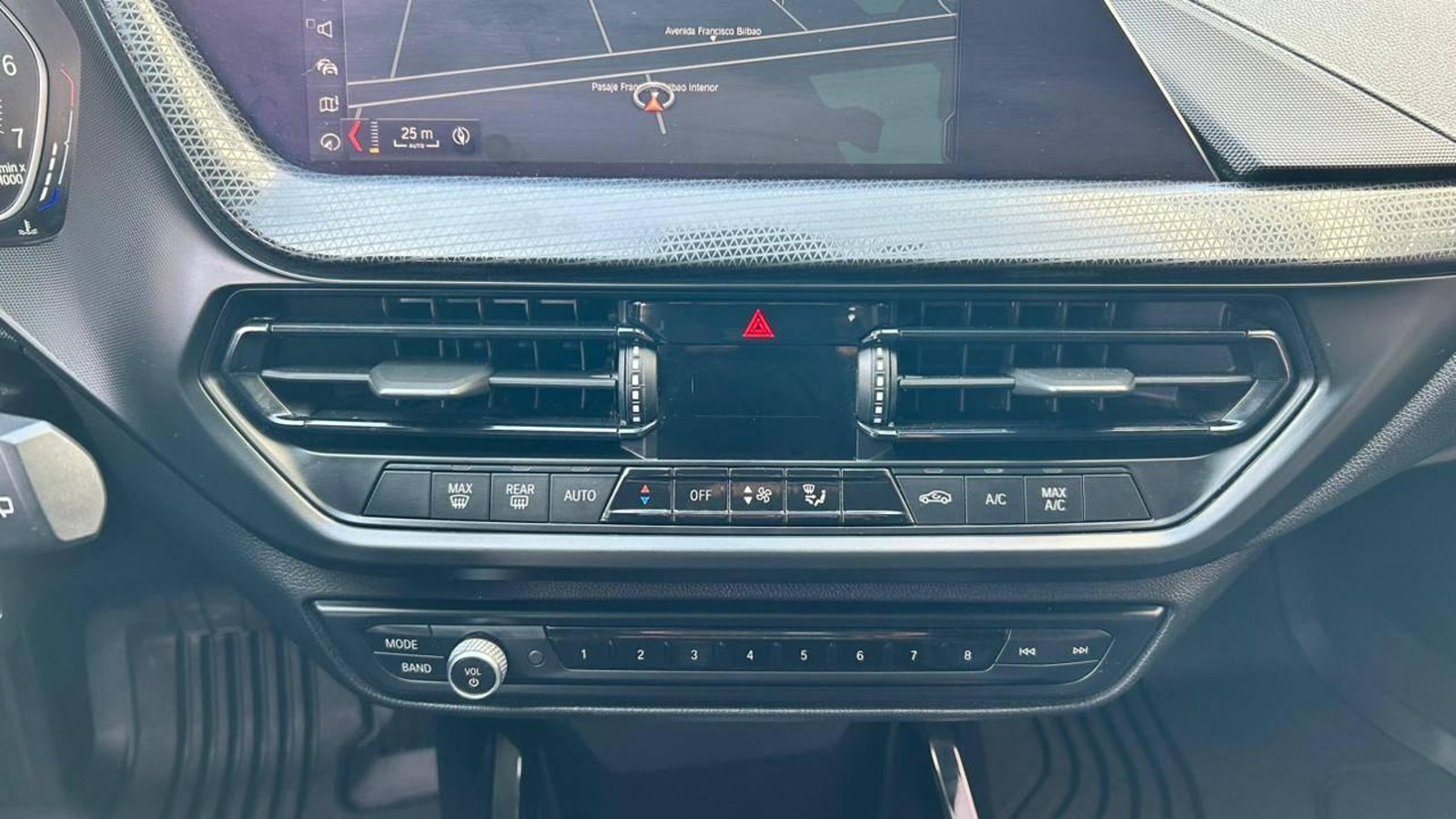 BMW 118i 2020 - Imagen 15 de 20