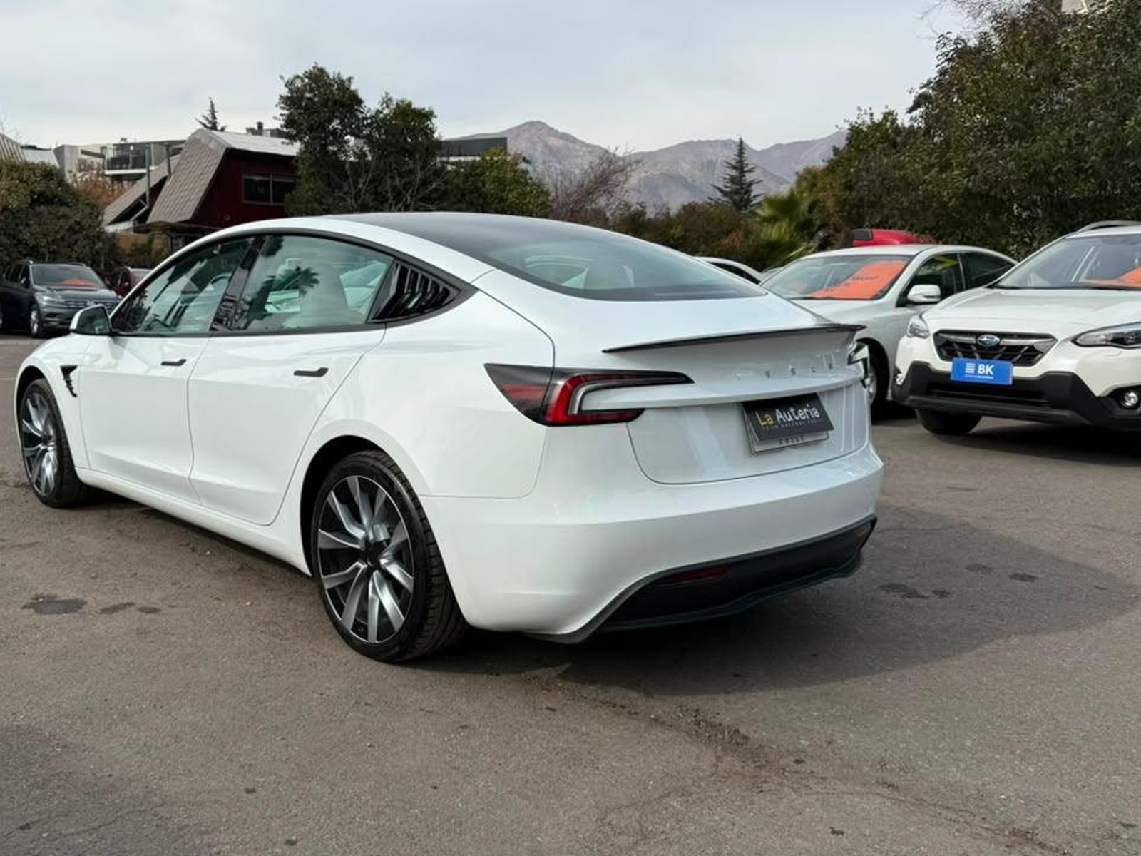 Tesla MODEL 3 STANDARD RANGE AUT 2024 - Foto 3 de 20