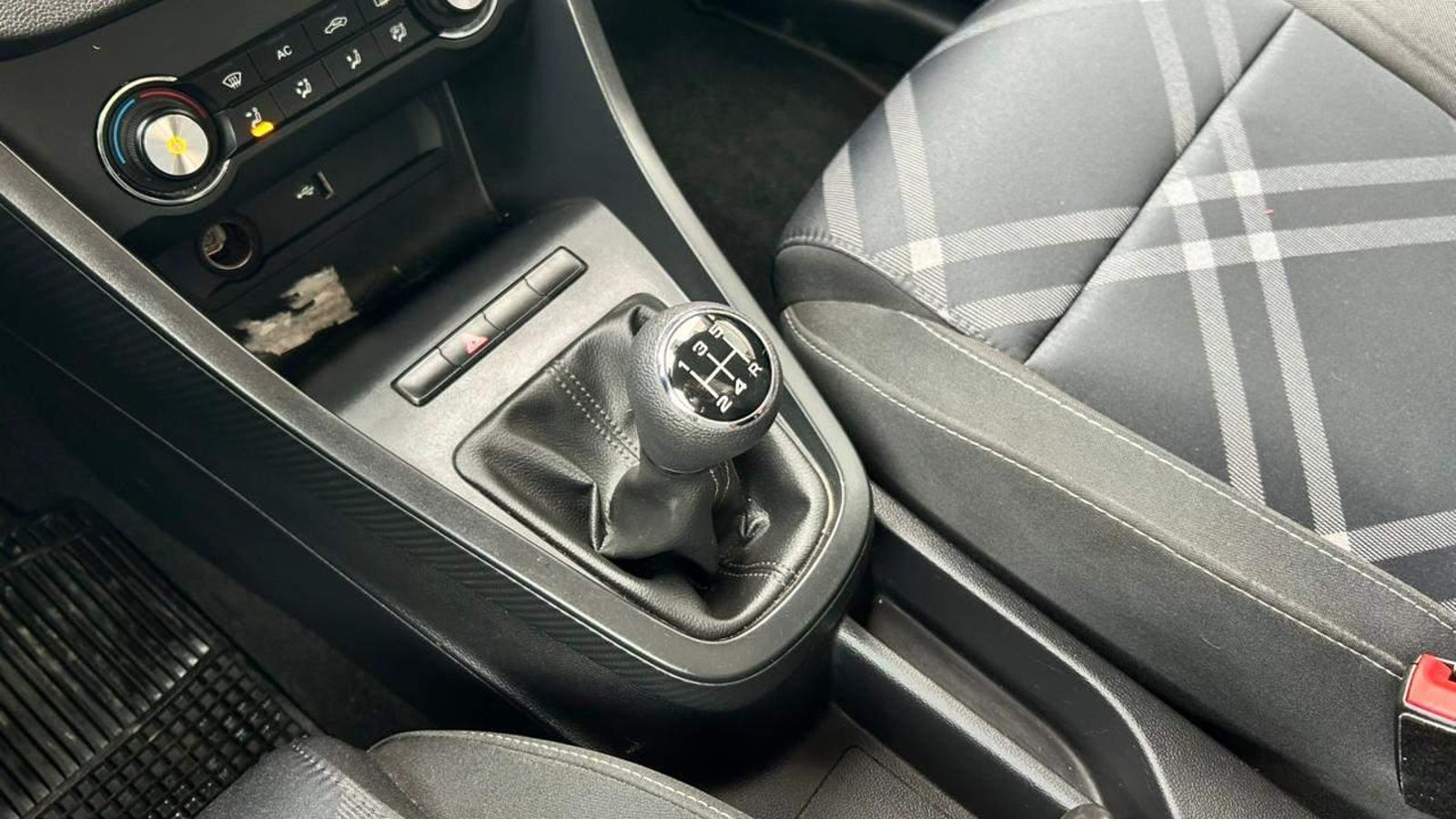 MG 3 2022 - Imagen 13 de 20