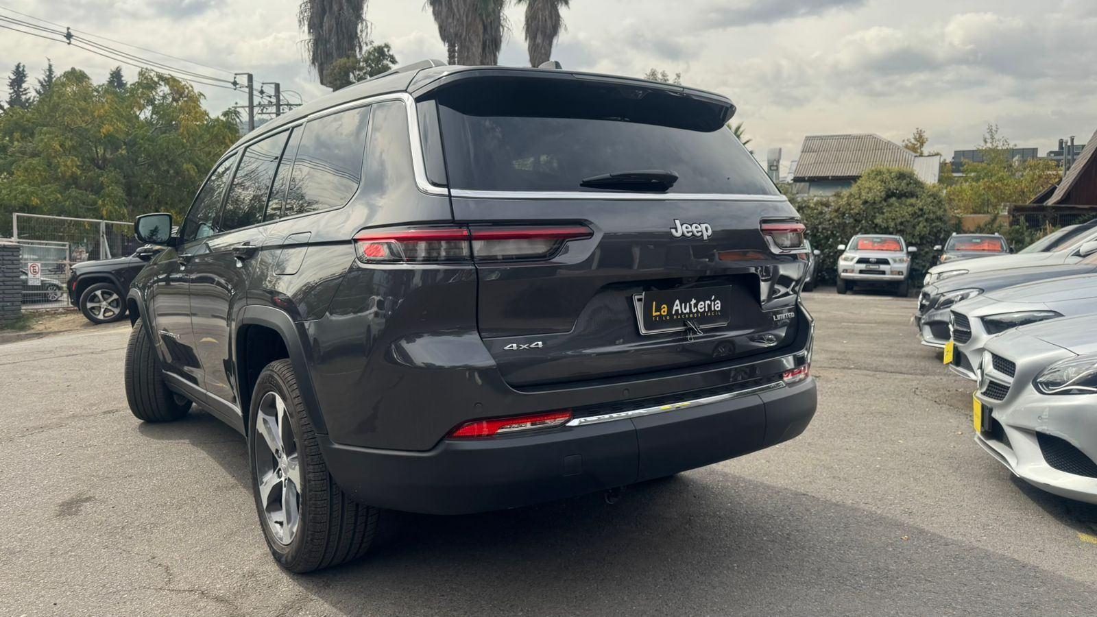 Jeep GRAND CHEROKEE 2025 - Imagen 4 de 16