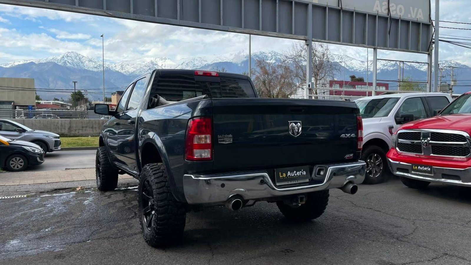 Dodge RAM 1500 LARAMIE 2017 - Imagen 3 de 16