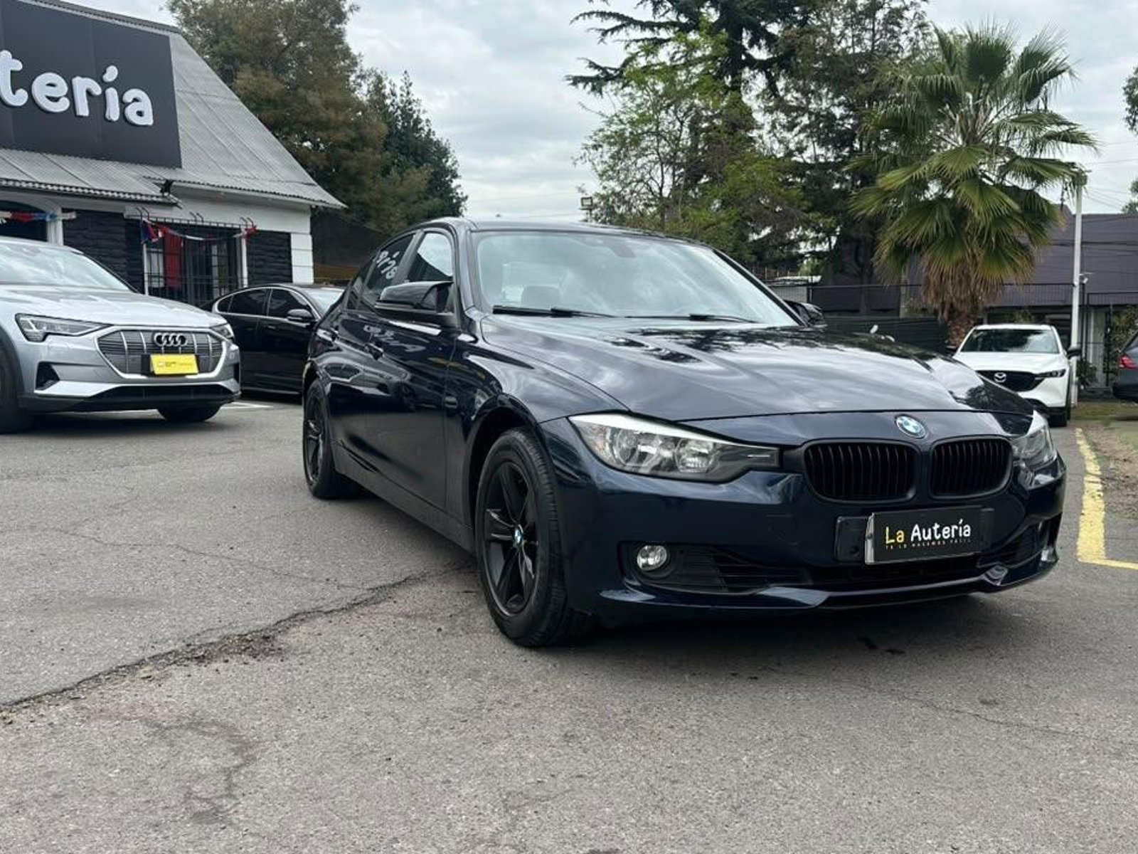 BMW 320I 2013 - Foto 2 de 20