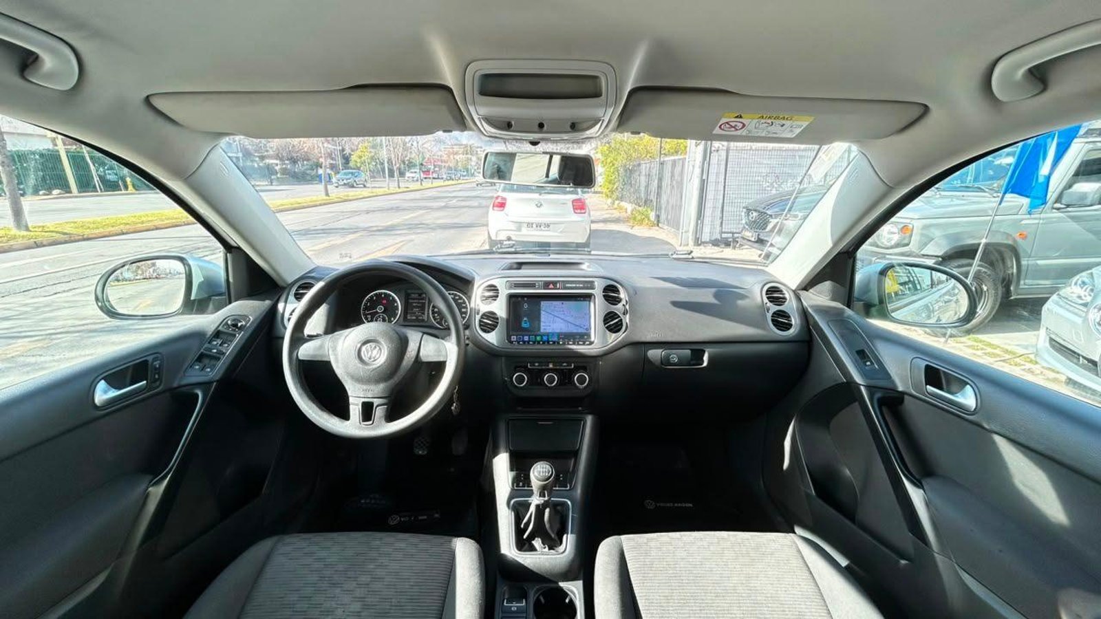Volkswagen Tiguan 2015 - Imagen 10 de 20