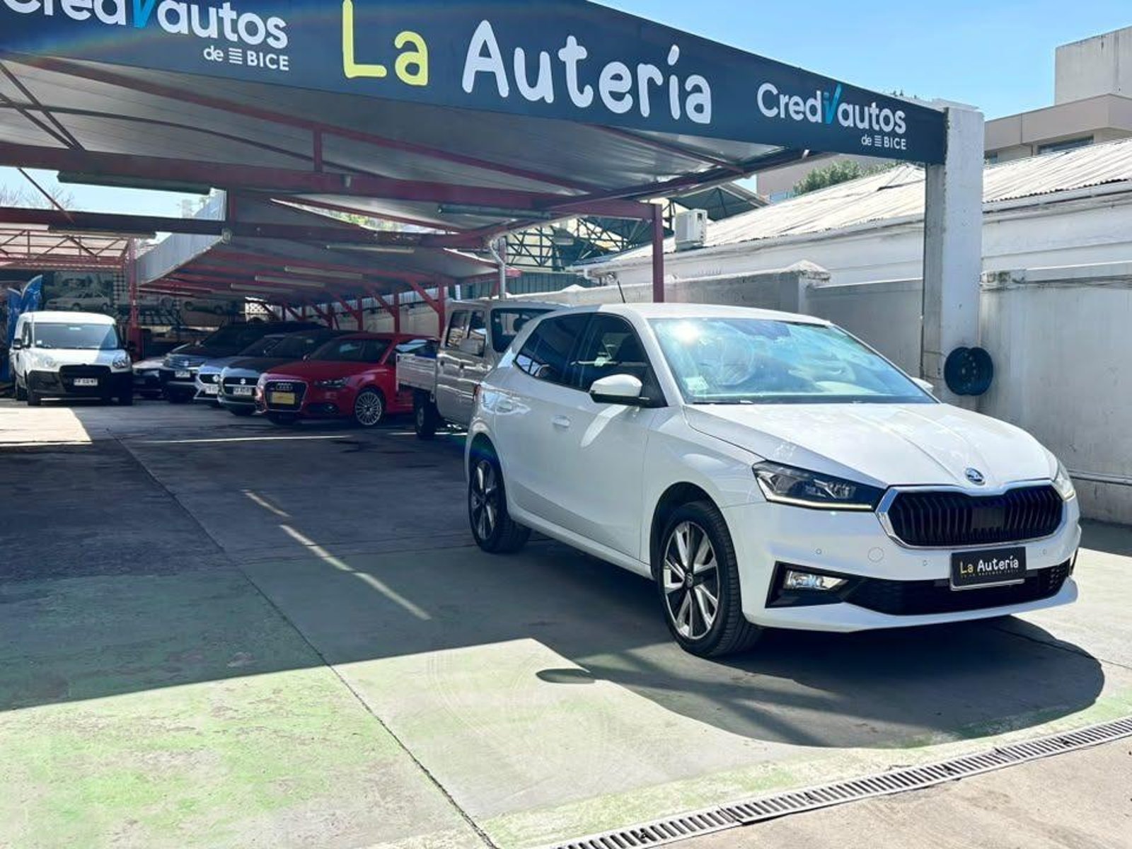 Skoda FABIA 2022 - Foto 2 de 20
