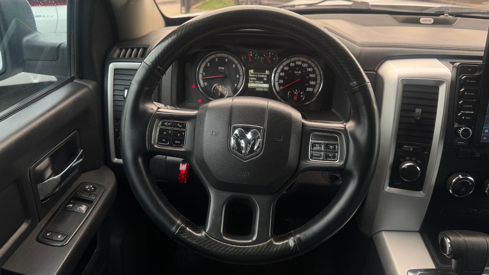 Dodge NEW RAM 5.7 2012 - Imagen 8 de 20