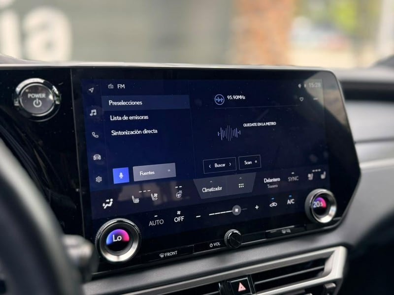 Lexus RX350H 2.5 AWD 2024 - Imagen 12 de 20
