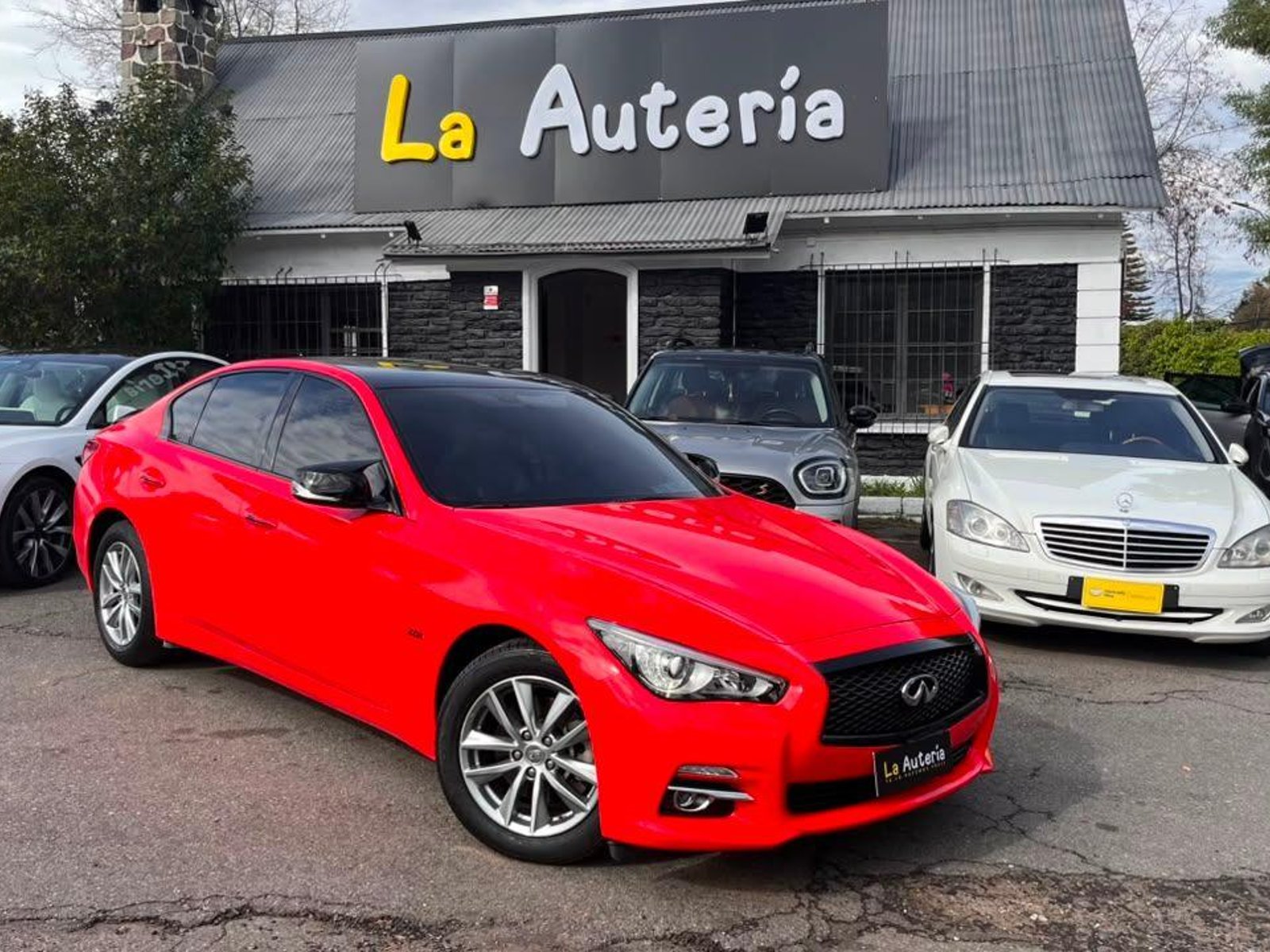 Infiniti Q50 2018 - Foto 2 de 18