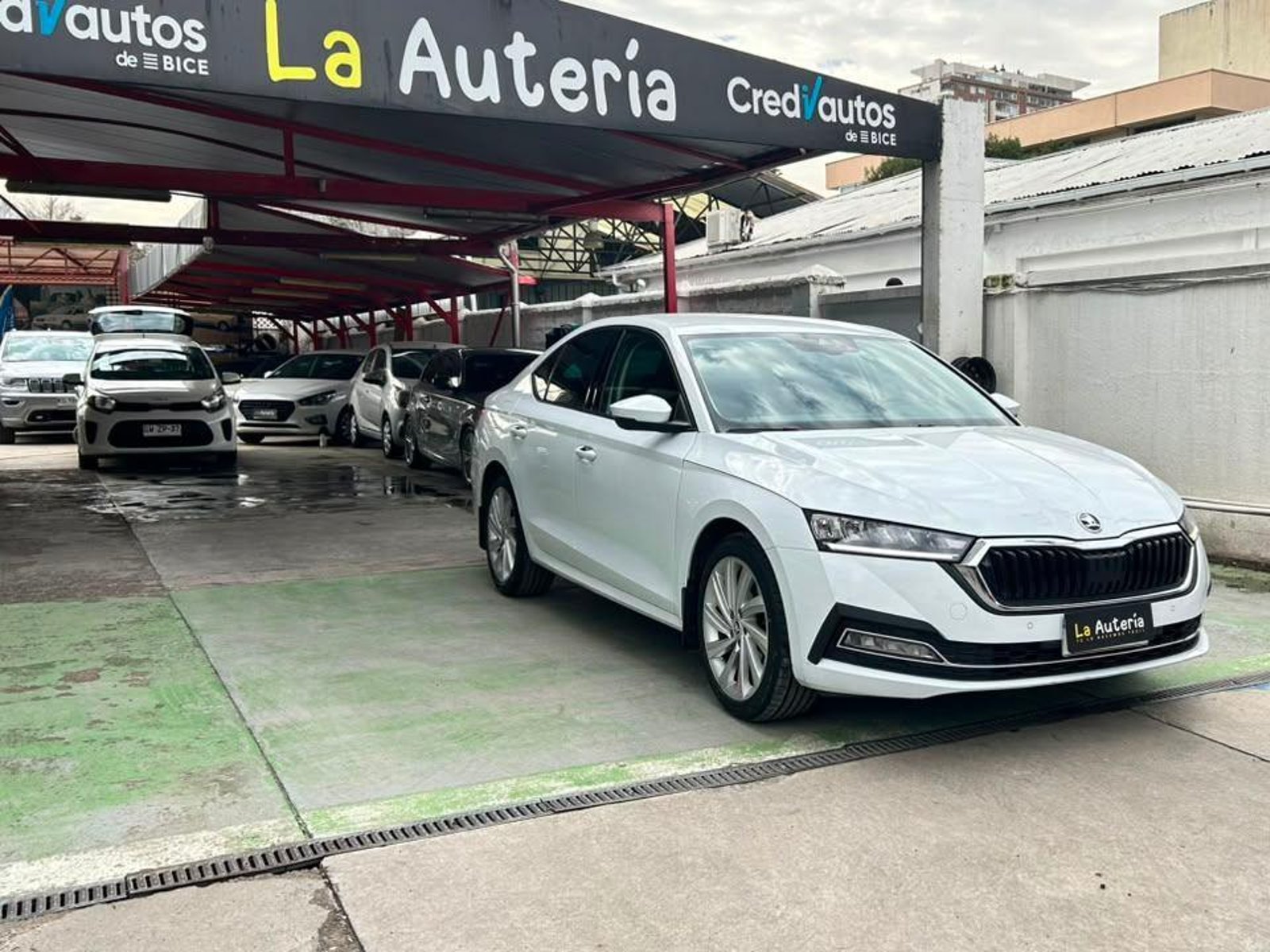 Skoda Octavia 2025 - Foto 2 de 20