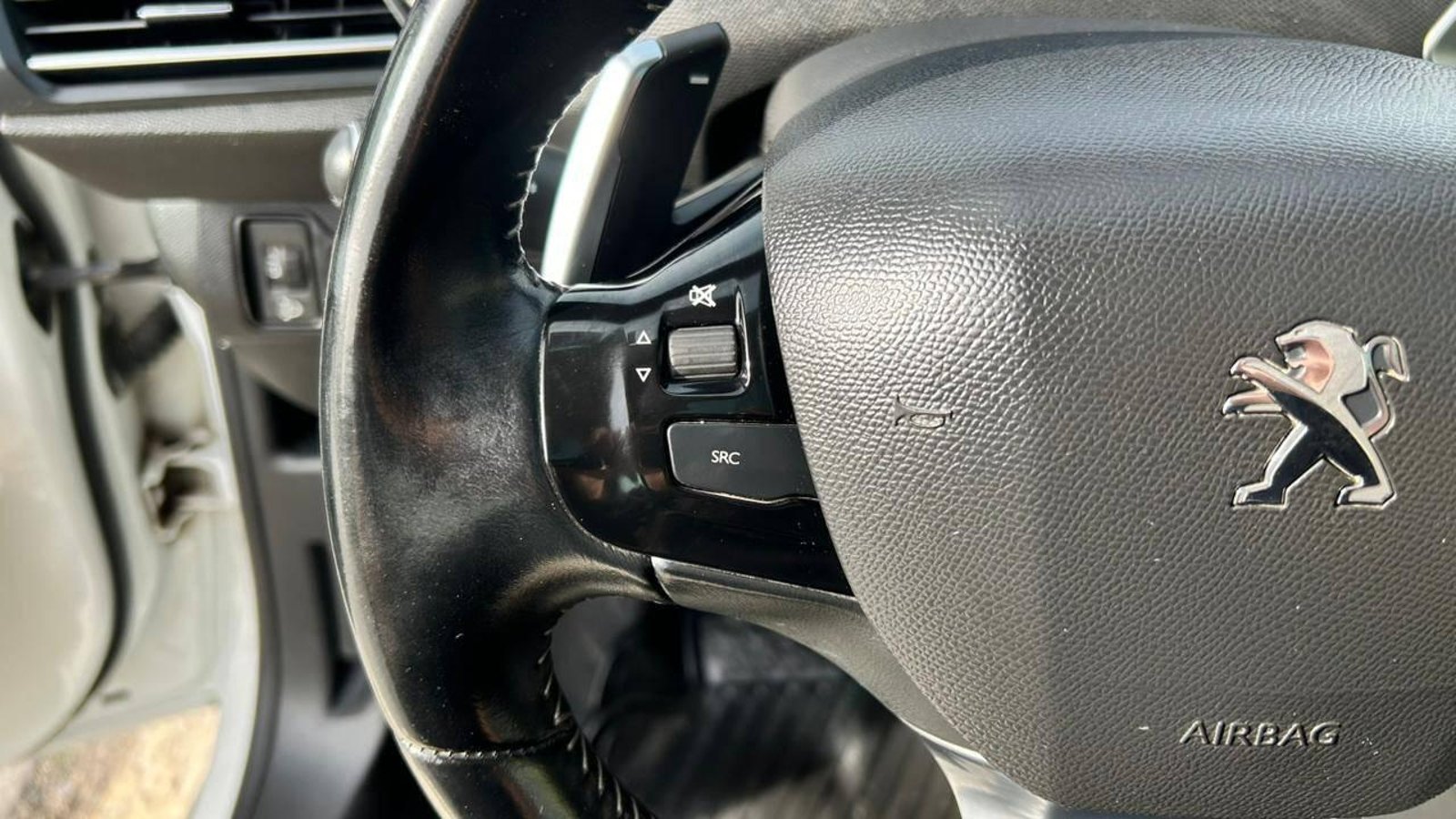 Peugeot 308 2020 - Imagen 18 de 20