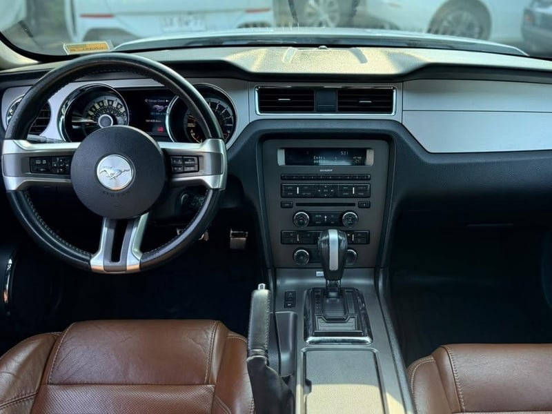 Ford MUSTANG 5.0 AUT 2013 - Imagen 10 de 20
