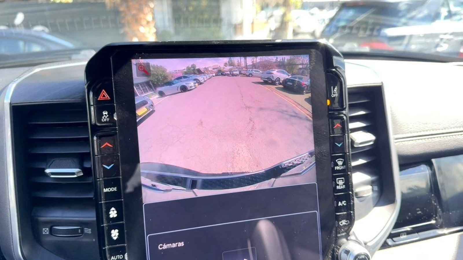 RAM 1500 2025 - Imagen 16 de 20