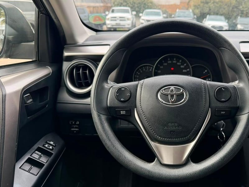 Toyota RAV4 A 2019 - Imagen 8 de 20