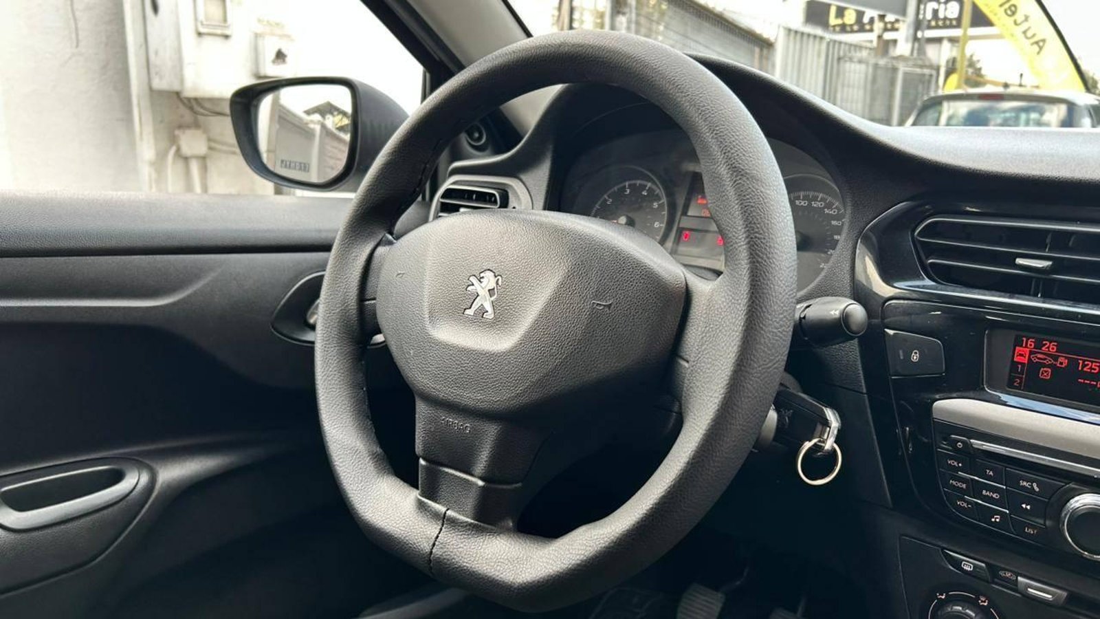 Peugeot 301 VTI 2018 - Imagen 14 de 18