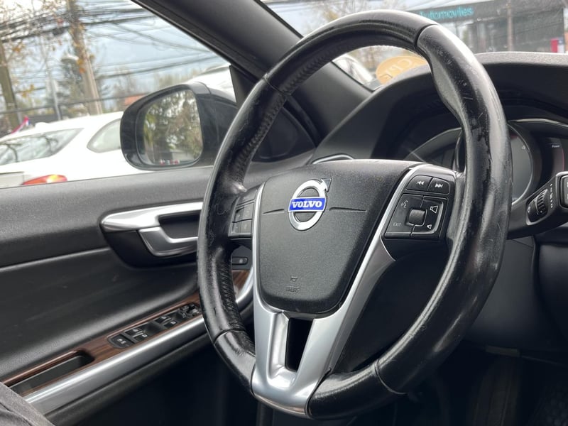 Volvo V60CC D4 LTD AWD 2.4 AUT 2016 - Imagen 5 de 19