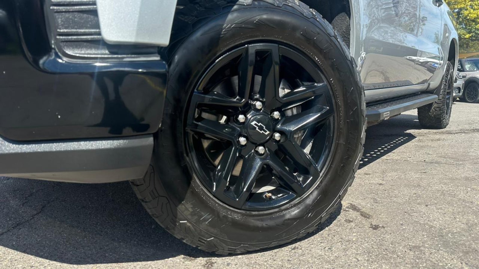 Chevrolet SILVERADO 5.3L DOBLE CAB 4P AT 2021 - Imagen 4 de 20