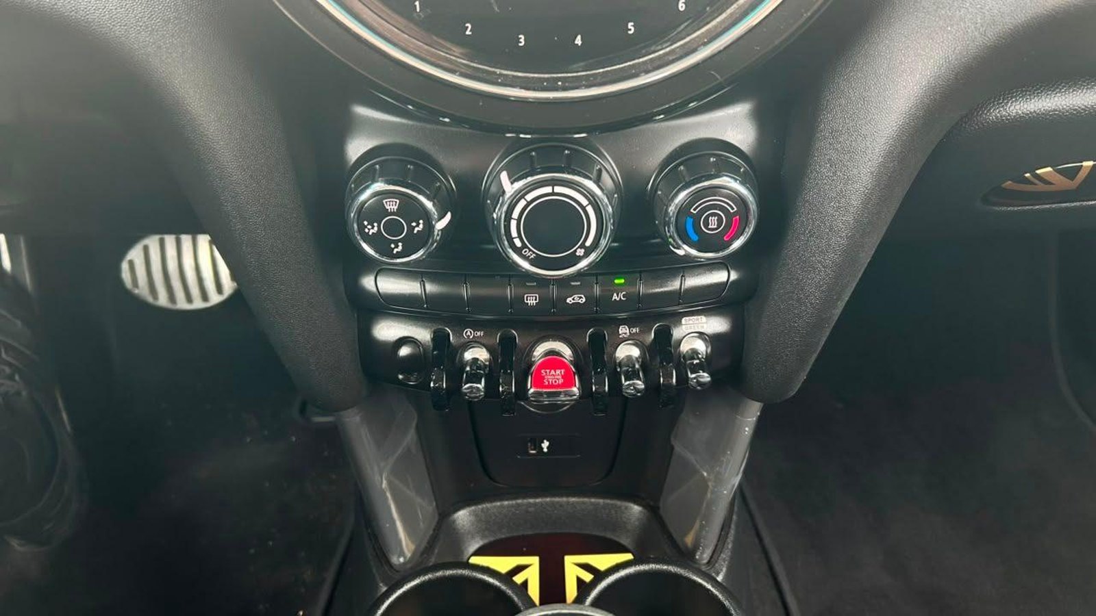 Mini Cooper F56 2023 - Imagen 15 de 20