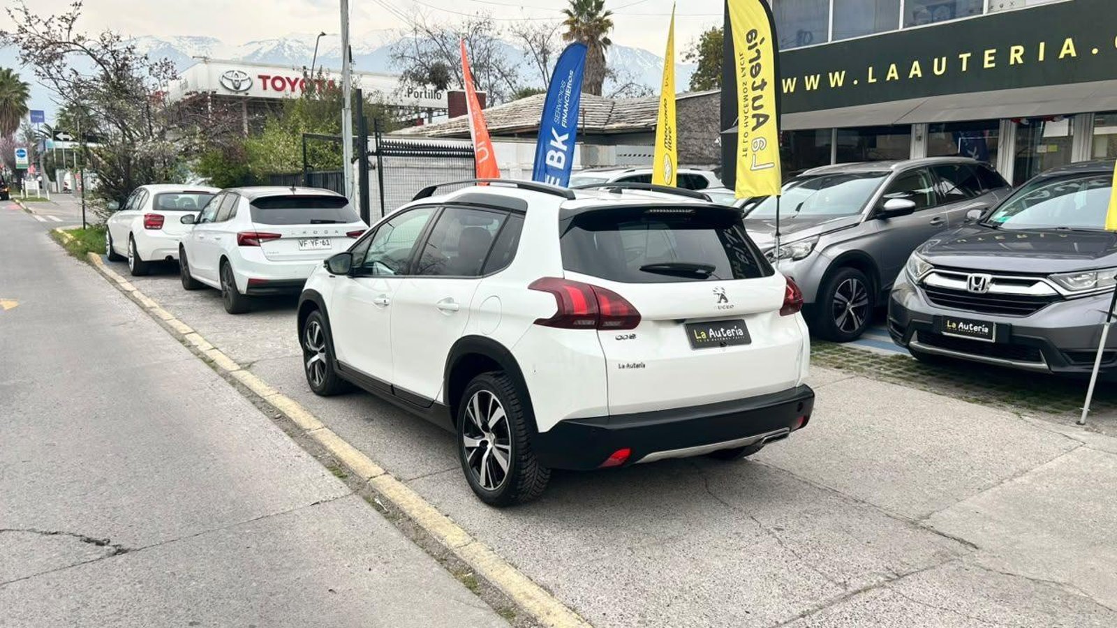 Peugeot 2008 2018 - Imagen 4 de 20