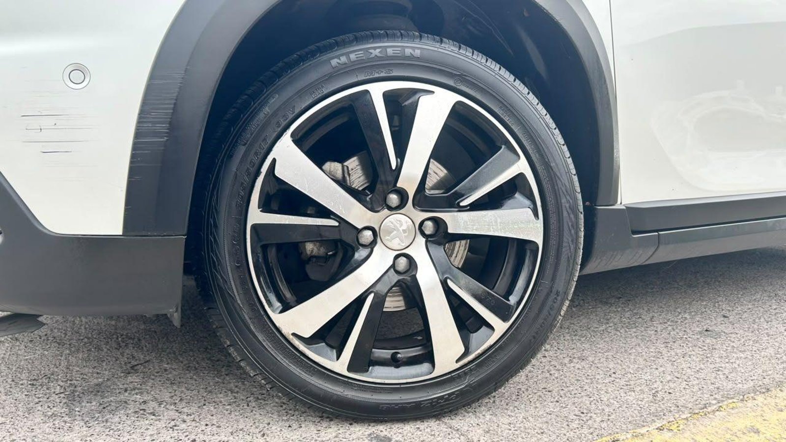 Peugeot 2008 2018 - Imagen 5 de 20