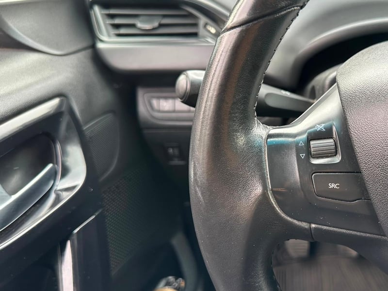 Peugeot 208 2019 - Imagen 10 de 19