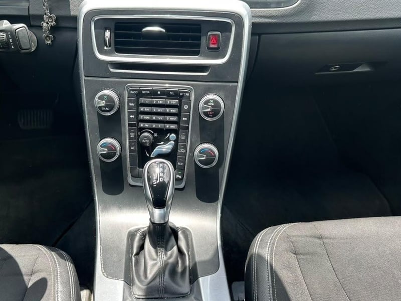 Volvo S60 2019 - Imagen 7 de 20