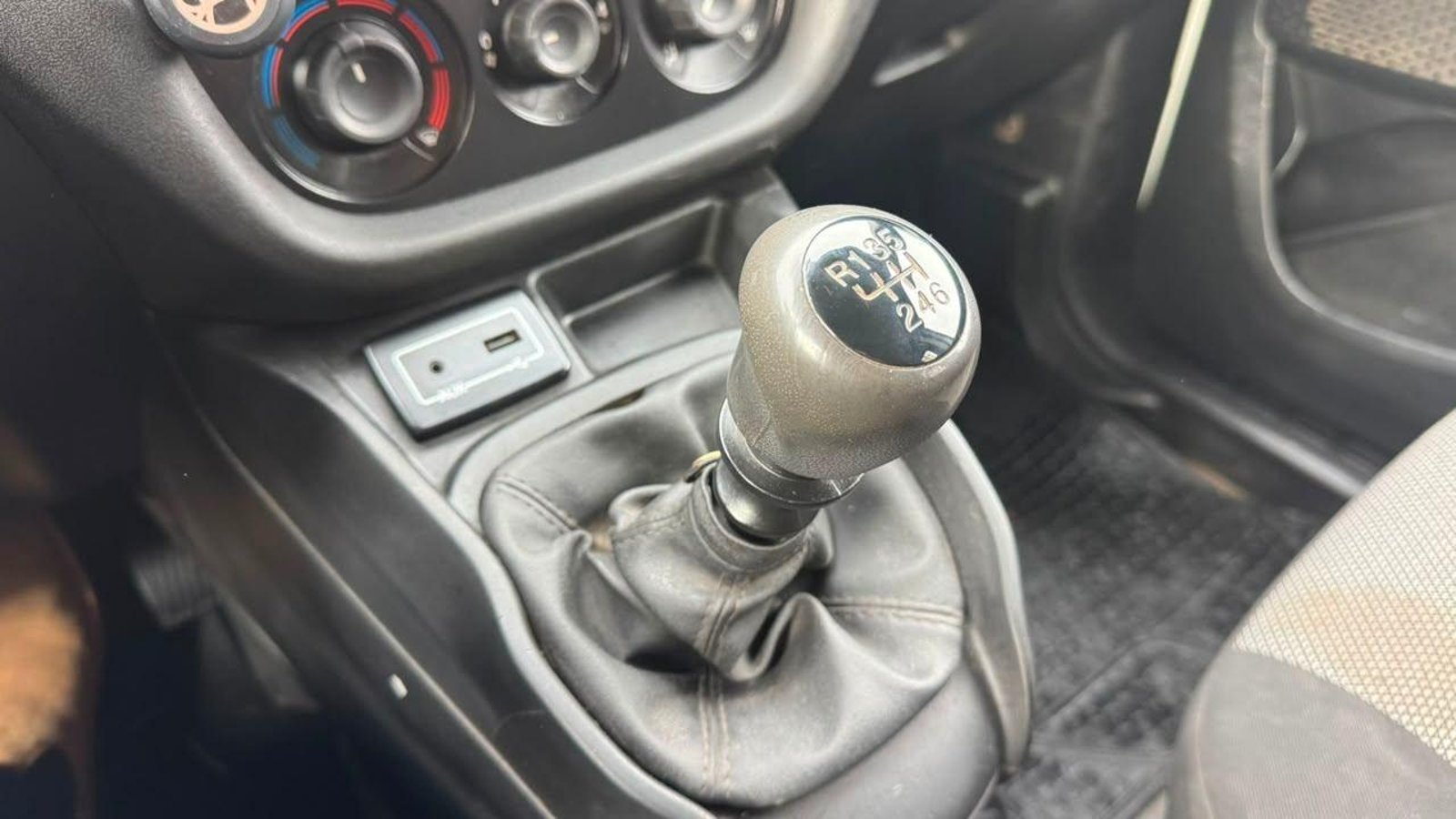 RAM VAN 1000 CARGO XL 1.6 2019 - Imagen 10 de 15